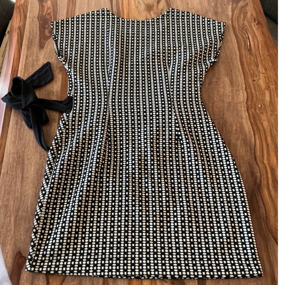Anthropologie Saturday Sunday Isabel Dress M Black Ivory Geometric Ruched Tie - Picture 11 of 11
